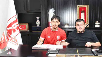 Balıkesirspor, transfer döneminin sonunda 3 yeni oyuncuyla kadrosunu güçlendirdi