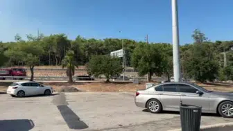 Antalya'da orman yangınına havadan ve karadan müdahale ediliyor