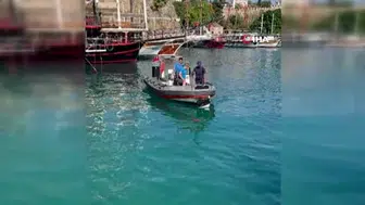 15 yaşındaki kız çocuğu denizde mahsur kaldı, ekipler tarafından kurtarıldı