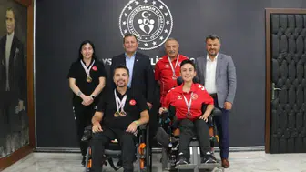 Boccia sporcuları Kayseri Gençlik ve Spor İl Müdürü'nü ziyaret etti