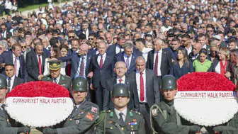 Kemal Kılıçdaroğlu, CHP'nin kuruluş yıl dönümünde Anıtkabir’i ziyaret etti