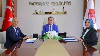 Bayburt'ta gaziler günü yürüyüşüyle birlik ve beraberlik vurgusu yapıldı