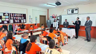 Yenipazar Kaymakamı Polat, öğrencilerle buluştu