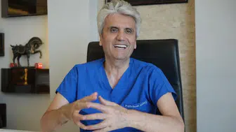 Aşırı göğüs büyüklüğü ergenlikte sosyal sorunlar yaratabilir