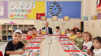Eğitim yılı hediyeleriyle Şahinbey Belediyesi öğrencilerin yanında