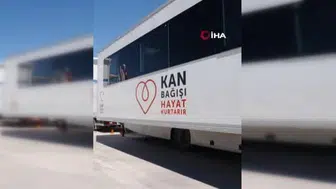 Bakan Çiftçi kızılay'a kan bağışında bulunarak destek çağrısında bulundu