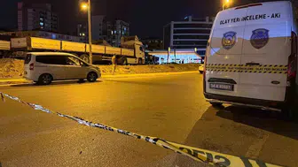 Taksici, denetim sırasında polise ateş açtı ve kendini vurdu