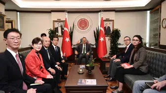 Türkiye ve Japonya savunma sanayi alanında iş birliği geliştirmek için bir araya geldi