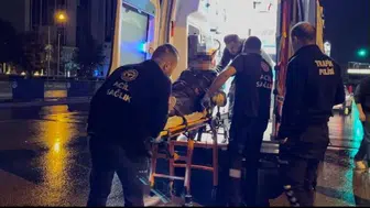 Bursa’da motosiklet kazasında yaralı sürücü rahat tavırlarıyla dikkat çekti