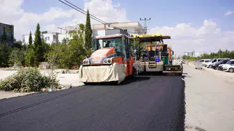 Kahta Belediyesi, yolları modern hale getiriyor: Hallaç bozuk yol bırakmayacak