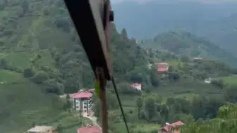 Rize'de ilkel teleferik yolculuğu: Çay üreticisinin heyecan dolu anları