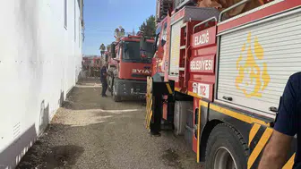 Elazığ'da konteyner üretim tesisinde yangın paniği