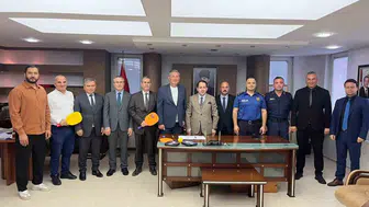 Tekkeköy’de bağımlılıkla mücadele için pickleball projesi başlatıldı