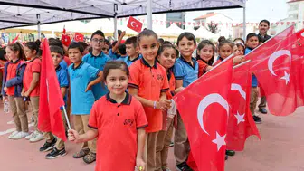 Sivas’ta ilköğretim haftası coşku içinde kutlandı