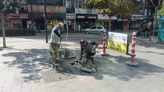 İzmit’te yürüyüş yolları güvenli hale getiriliyor