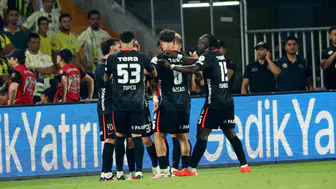 Fenerbahçe ve Beşiktaş 1-1 berabere kaldı: İlk yarıda heyecan doruktaydı