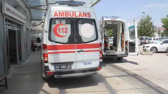 Beyşehir'de trafik kazaları art arda geldi: 4 yaralı