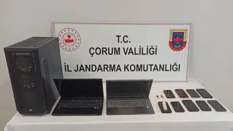 Çorum'da sosyal medya üzerinden radikal içerik paylaşan 9 kişi gözaltına alındı