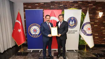 Emniyet müdürü rüştü yılmaz onuruna Hatay'da veda yemeği düzenlendi