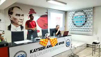 Kayseri'de amatör lig kulüplerine yeni futbol kuralları eğitimi verildi
