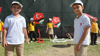 Konya'da Gazzeli çocuklar için anlamlı etkinlik: Uçurtmalar gökyüzüne bırakıldı