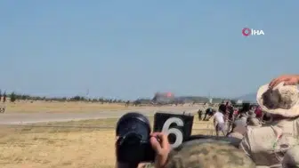Yunanistan'da F-4 Phantom savaş uçağı hava gösterisinde düştü