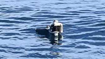 Samsun'da karadenizde bulunan dron parçası sahil güvenlik tarafından alındı