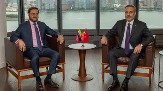 Hakan Fidan, Venezuela Dışişleri Bakanı Felix Plasencia ile görüştü