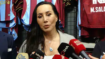 Asena'nın Trabzonspor sevgisi: 61 forma alarak gönlünü fethetti