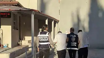 Bilecik'te nitelikli dolandırıcılık zanlıları 3 milyon liralık ziynet eşyasıyla yakalandı