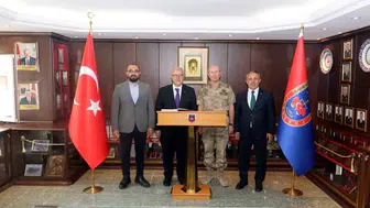 Bilecik jandarma eğitim komutanı nail ilbey, ak parti heyetiyle bir araya geldi