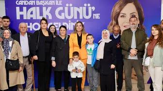Candan Yüceer, Çerkezköy'de halk günü buluşmasında vatandaşlarla bir araya geldi