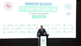 Bakan Işıkhan, Arnavutköy Belediyesi'nin istihdam programında gençlerle buluştu