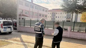Afyonkarahisar'da okul çevrelerinde huzur denetimi yapıldı