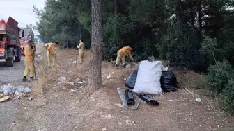 Buldan'da orman yangını riskine karşı çevre temizliği yapıldı