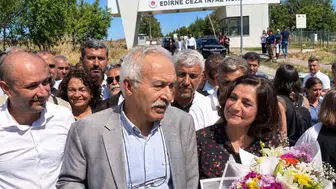 Diyarbakır'ın eski eş başkanı mızraklı cezaevinden çıktı