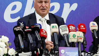 Nilüfer Belediyespor Eker Kadın Voleybol Takımı 2026-2027 kadrosunu tanıttı