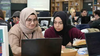 TÜRGEV’in AI CRAFT projesi ile yapay zeka eğitimi başladı