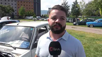 Bursa otomobil fuarında sergilenen 1994 model Tofaş Doğan ilgi çekti