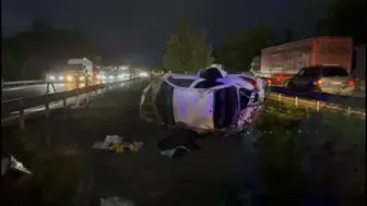 Anadolu Otoyolu'nda devrilen otomobil: 1 ölü, 4 yaralı