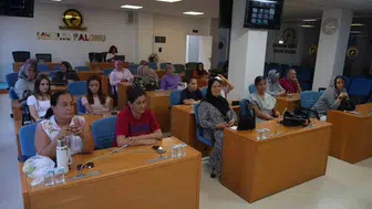 Düzce kadınları, kentin gelişim projelerini yerinde inceleyerek görüş bildirdi