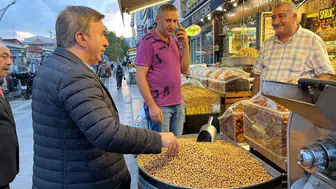 Vali Aydoğdu, vatandaş ve esnafla buluşarak talepleri dinledi