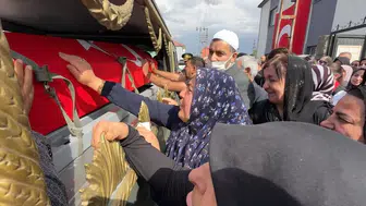 Yüksekova'da şehidin son yolculuğu duygusal anlara sahne oldu