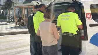 Bolu'da motosiklet ile otomobil çarpıştı, iki kişi hafif yaralandı