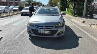 Adıyaman'da yaya geçidinde otomobilin çarptığı kadın hastaneye kaldırıldı