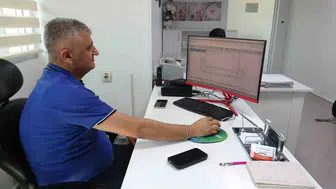 Kulaktaki çizgiler vücudun sinyali: Kalp krizi belirtisi değil