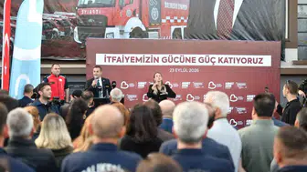 Başkan Akın, afetlere karşı hazırlık için yeni itfaiye araçlarını tanıttı