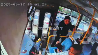 Kastamonu'da halk otobüsünde unutulan çanta sahibine ulaştırıldı