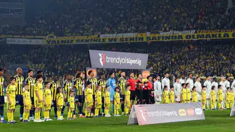 Fenerbahçe ile Beşiktaş 365. kez derbide karşı karşıya geliyor