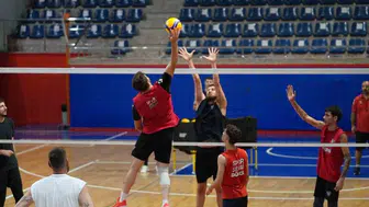 Düzce voleybol takımı yeni sezona iddialı hazırlanıyor